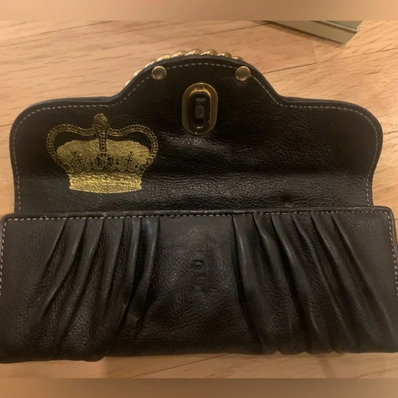 Juicy couture wallet - Picture 3 of 6
